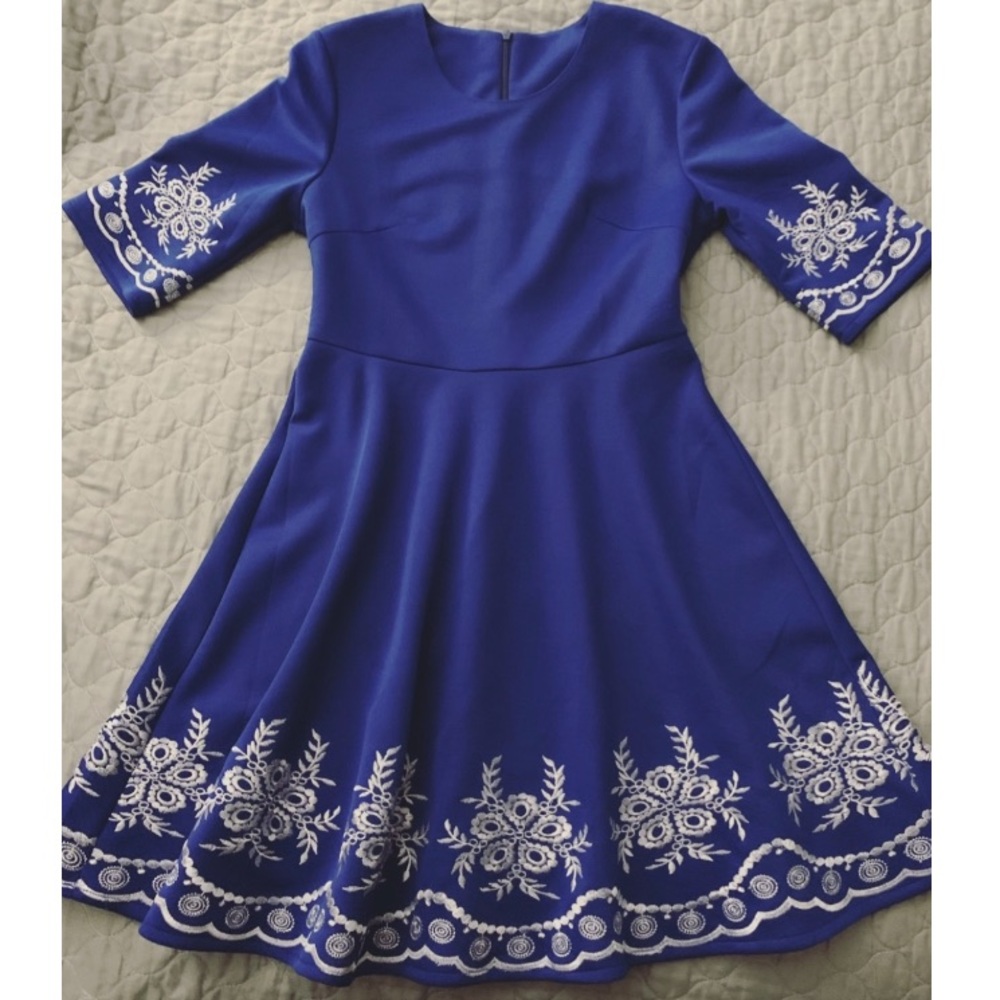 Blue dress